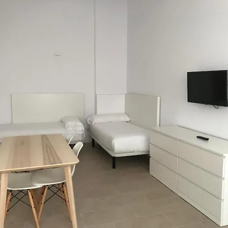 Suites Marina Hotel 3*