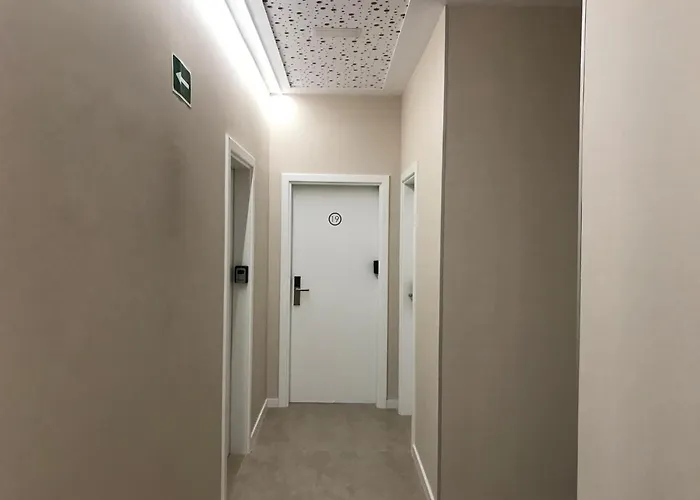 Suites Marina Otel Valensiya